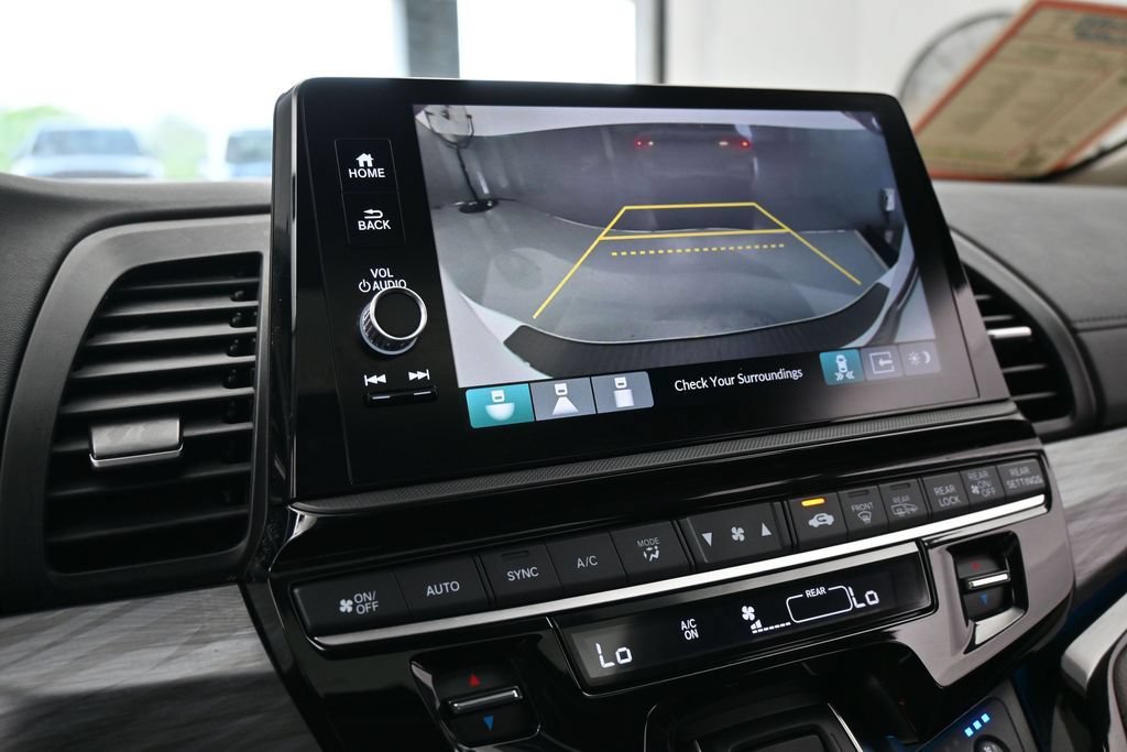 Used 2025 Honda Odyssey Elite image 17