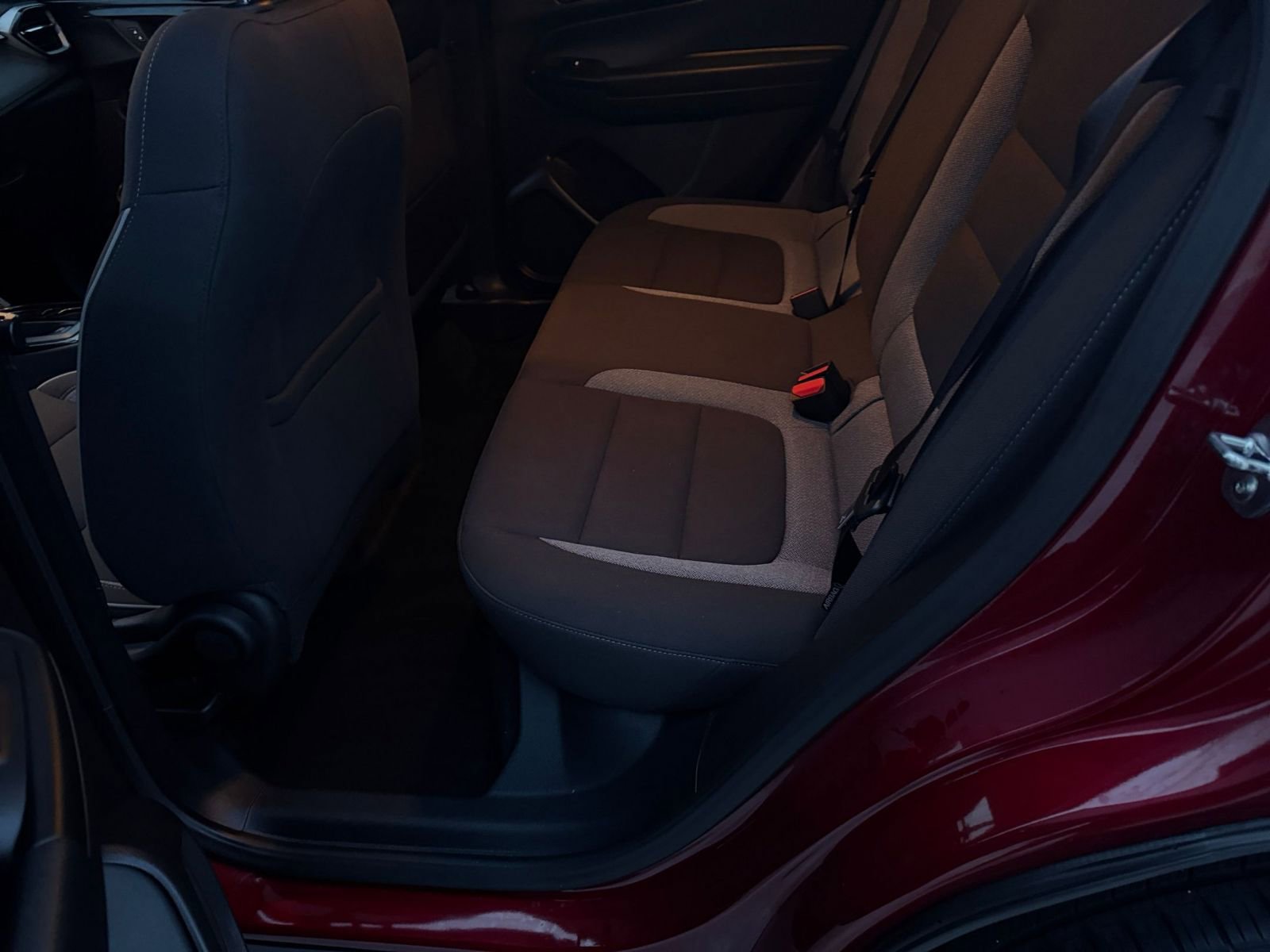 Used 2025 Chevrolet TrailBlazer LT image 24