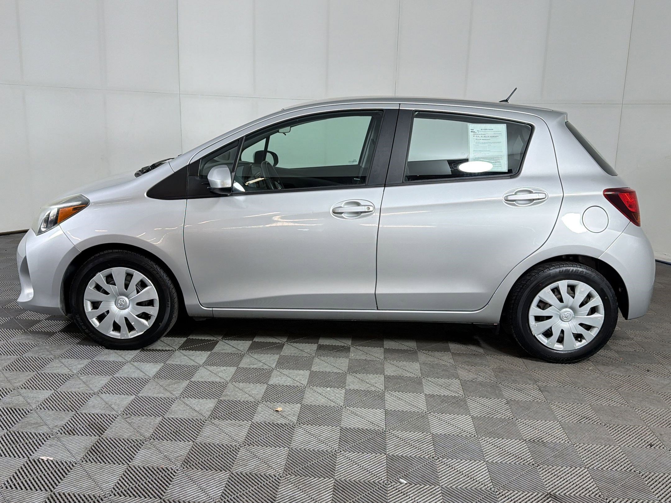 Used 2017 Toyota Yaris L w/ Carpet Mat Package image 2