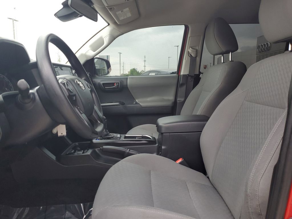 Used 2023 Toyota Tacoma SR AWD/4WD image 14