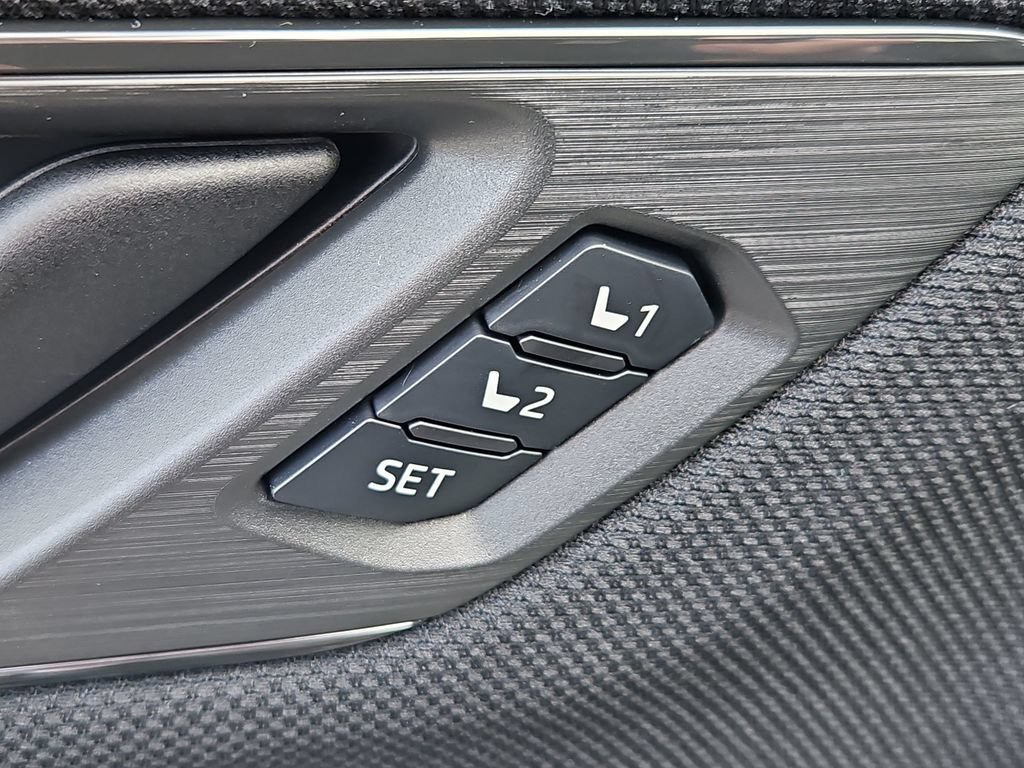 New 2026 Subaru Outback Limited XT AWD/4WD image 11
