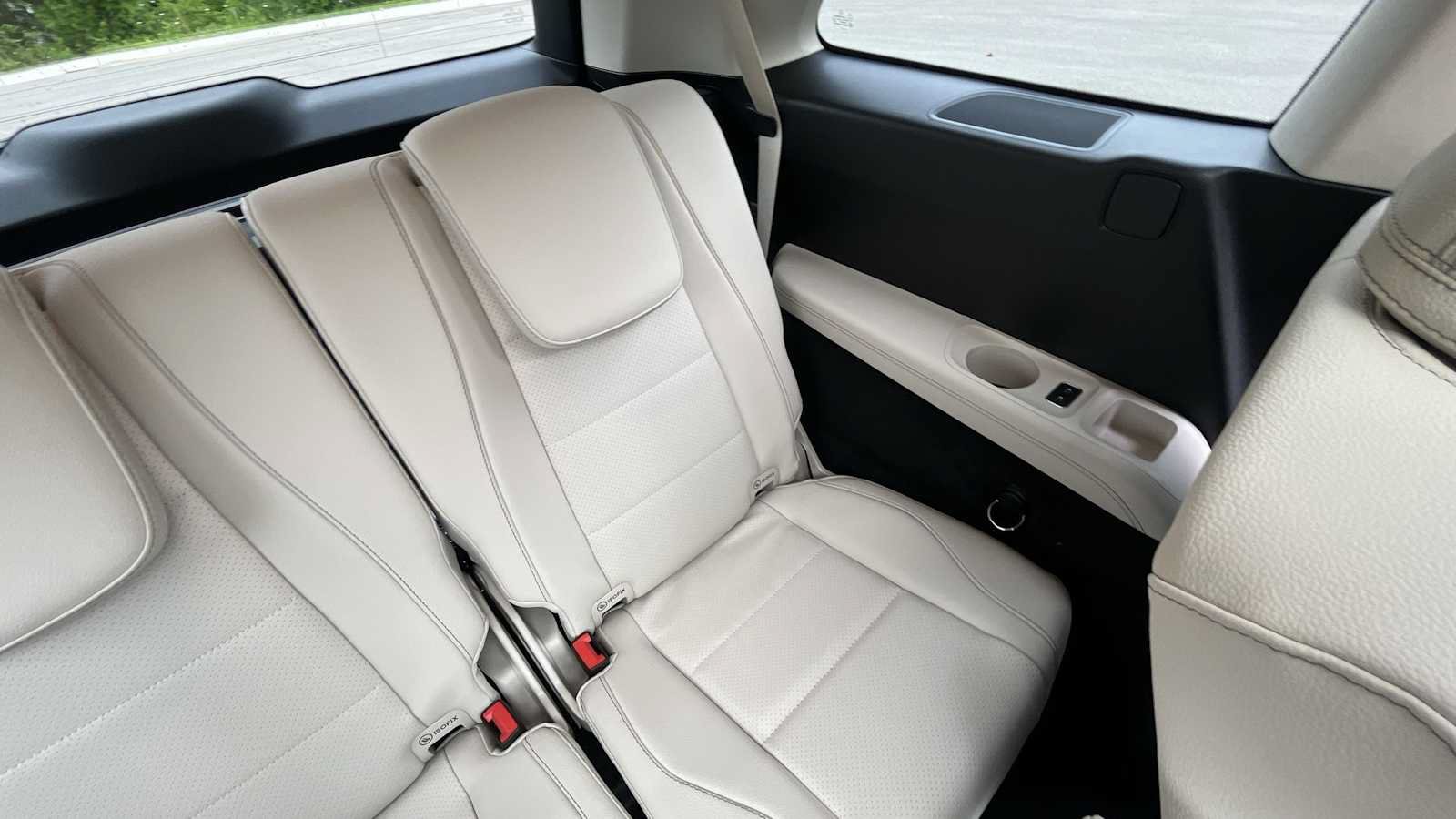 New 2026 Mercedes-Benz GLS 450 4MATIC image 35