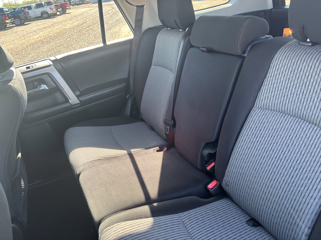 Used 2016 Toyota 4Runner SR5 AWD/4WD image 16