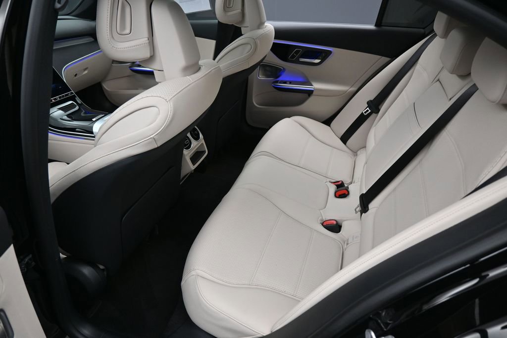 Used 2025 Mercedes-Benz C 300 4MATIC Sedan w/ Exclusive Trim Package image 29