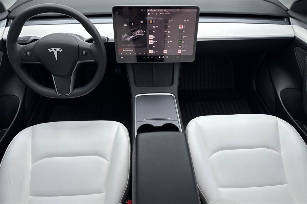 Used 2022 Tesla Model 3 Long Range image 13