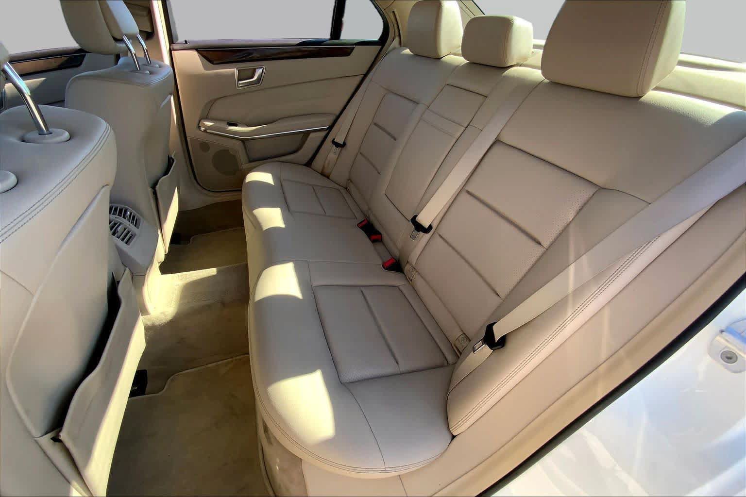 Used 2014 Mercedes-Benz E 350 Sedan image 20
