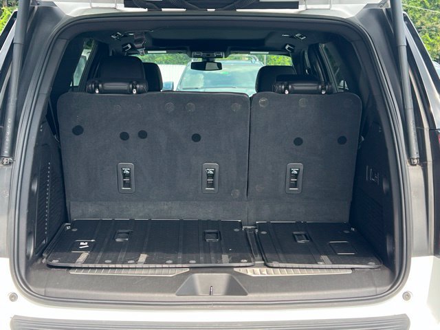 Used 2021 Chevrolet Tahoe RST w/ Luxury Package AWD/4WD image 14
