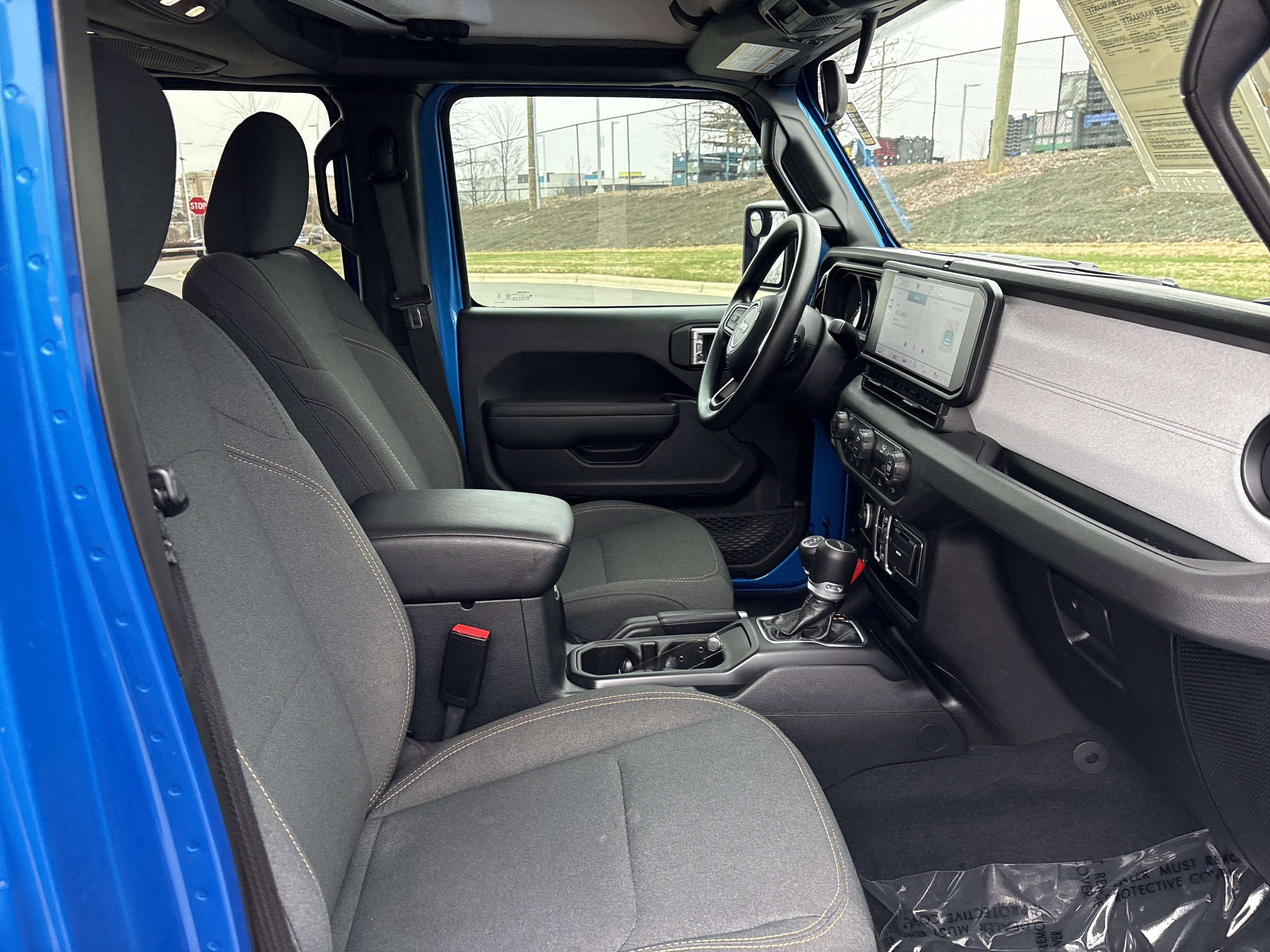 Certified 2025 Jeep Gladiator Nighthawk image 23