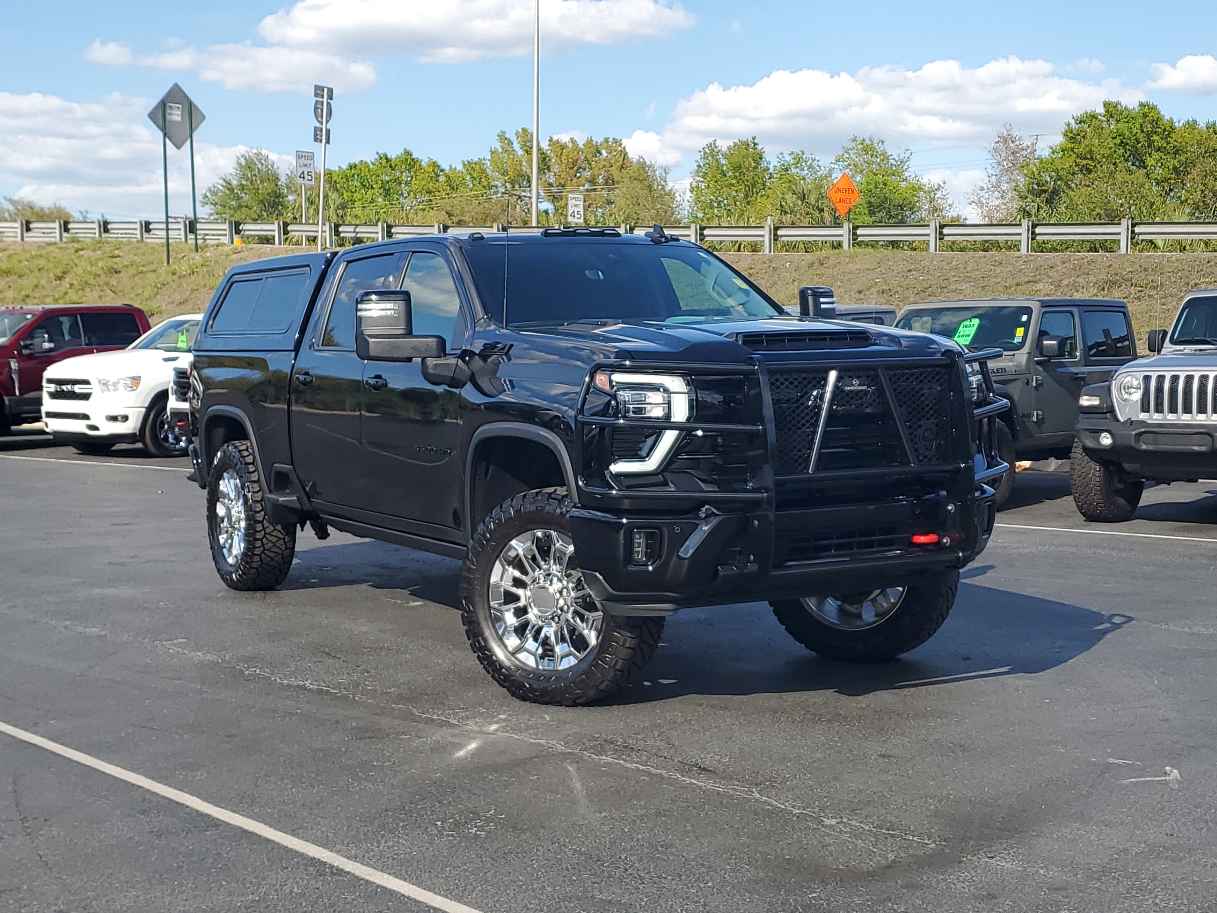 Used 2025 Chevrolet Silverado 3500 LTZ w/ LTZ Plus Package image 1