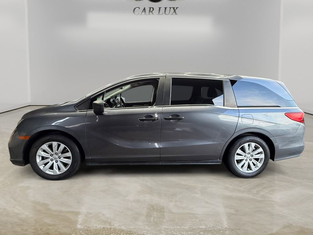 Used 2018 Honda Odyssey LX image 2