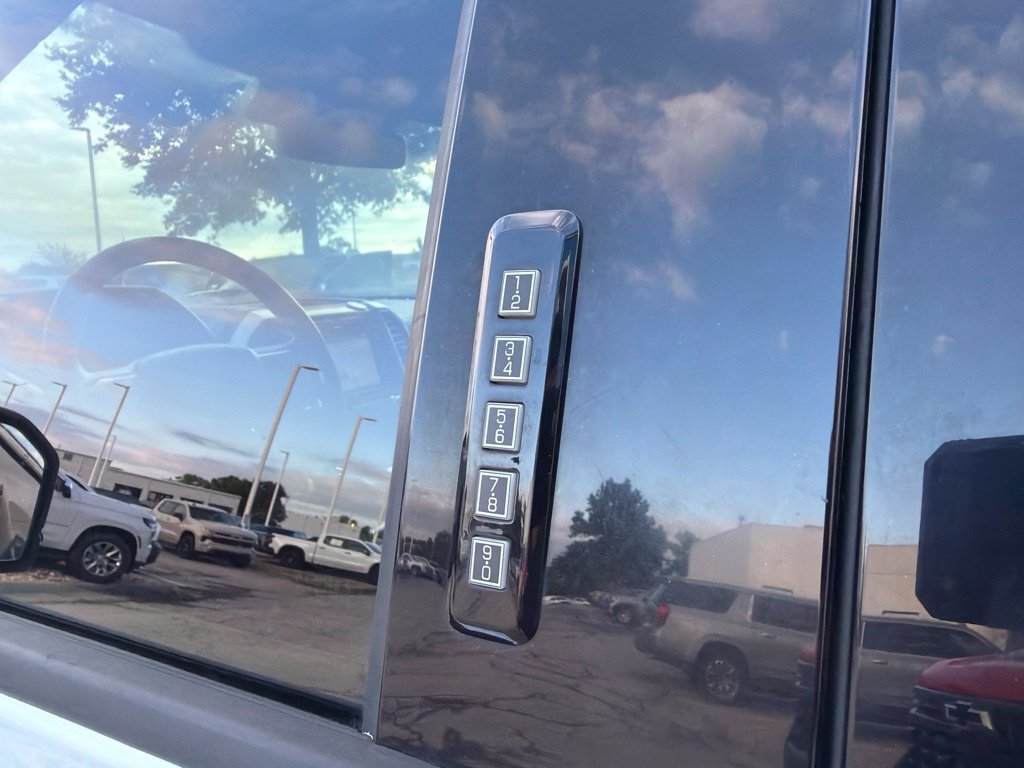 Used 2016 Ford F150 Lariat w/ Equipment Group 501A Mid AWD/4WD image 12