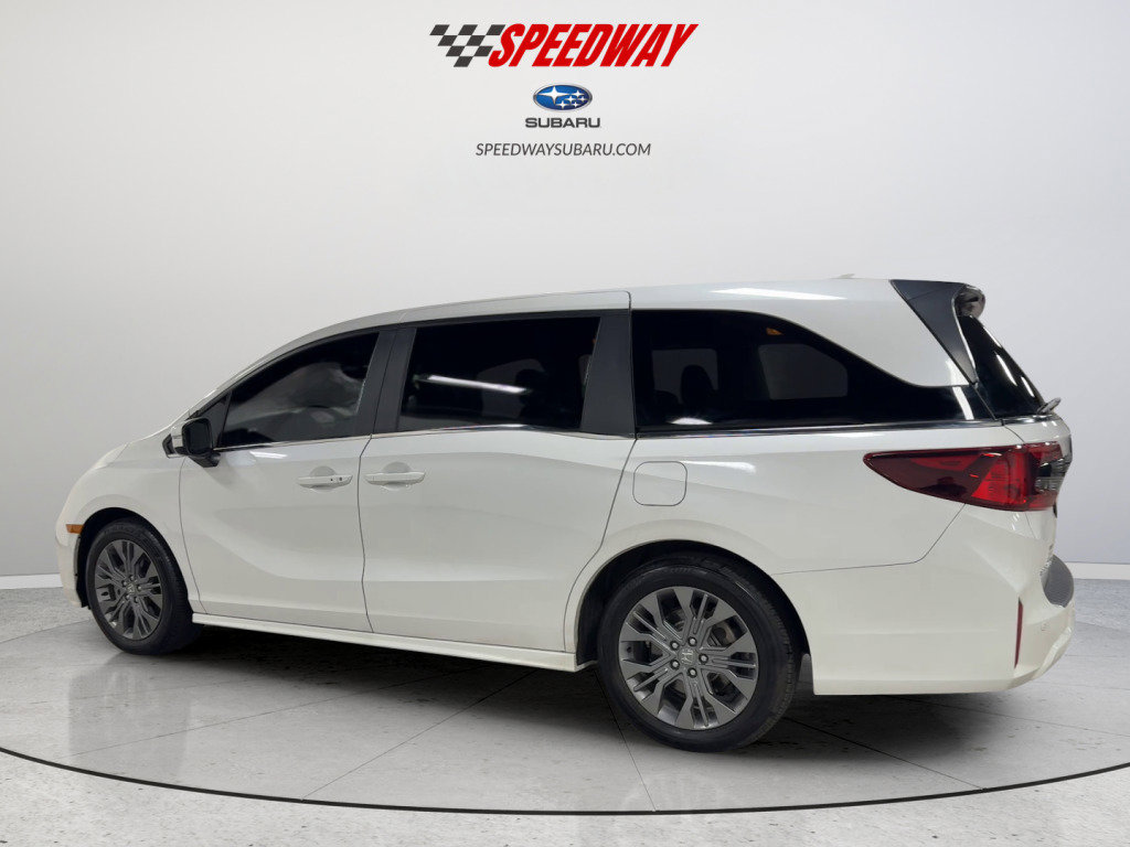 Used 2025 Honda Odyssey Touring image 9