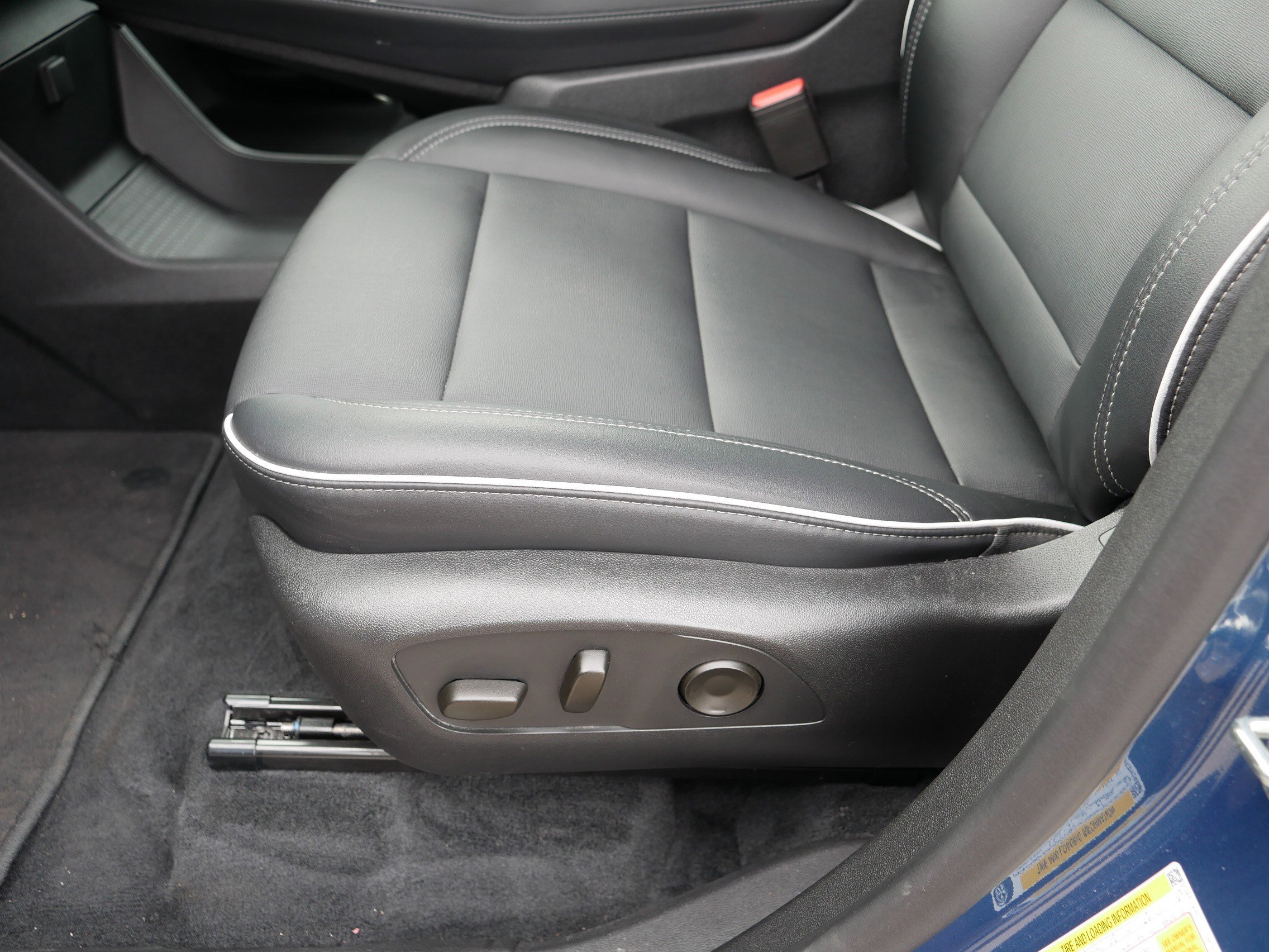 Certified 2025 Buick Enclave Preferred image 20