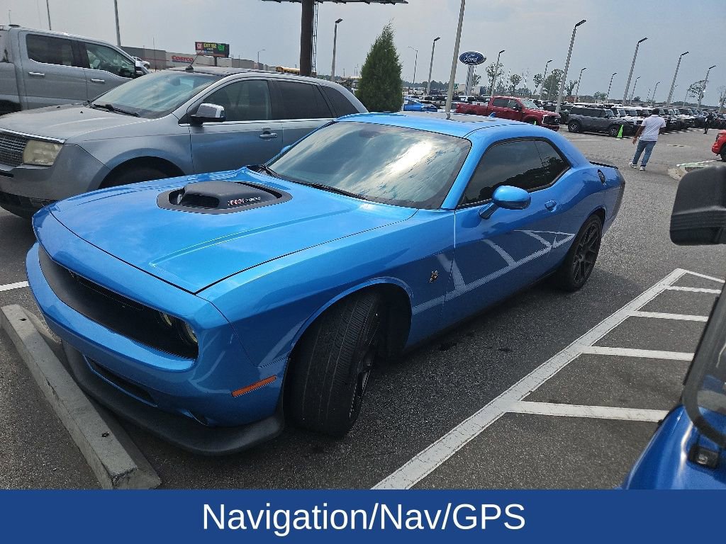 Used 2016 Dodge Challenger R/T Scat Pack RWD image 3
