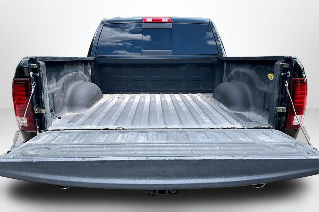 Used 2017 RAM 1500 Sport w/ Black Ram 1500 Sport Group AWD/4WD image 7