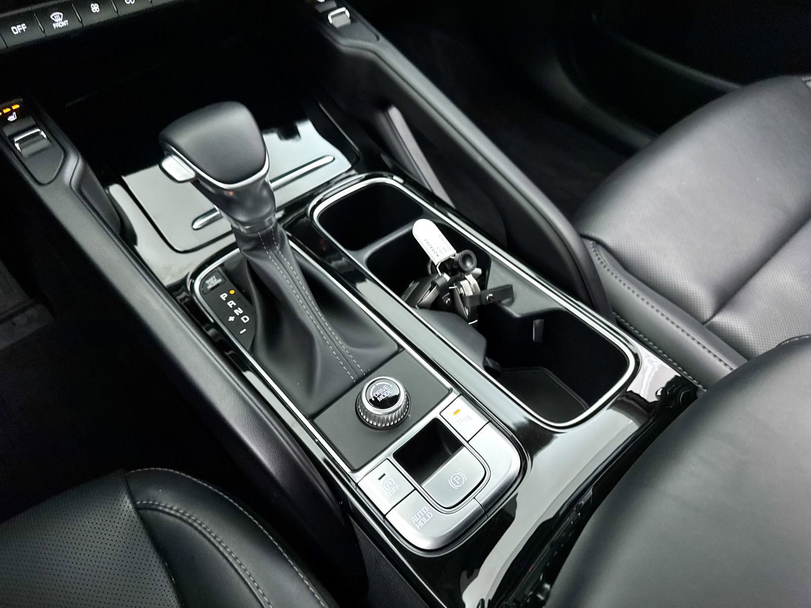Certified 2025 Kia Telluride S image 29
