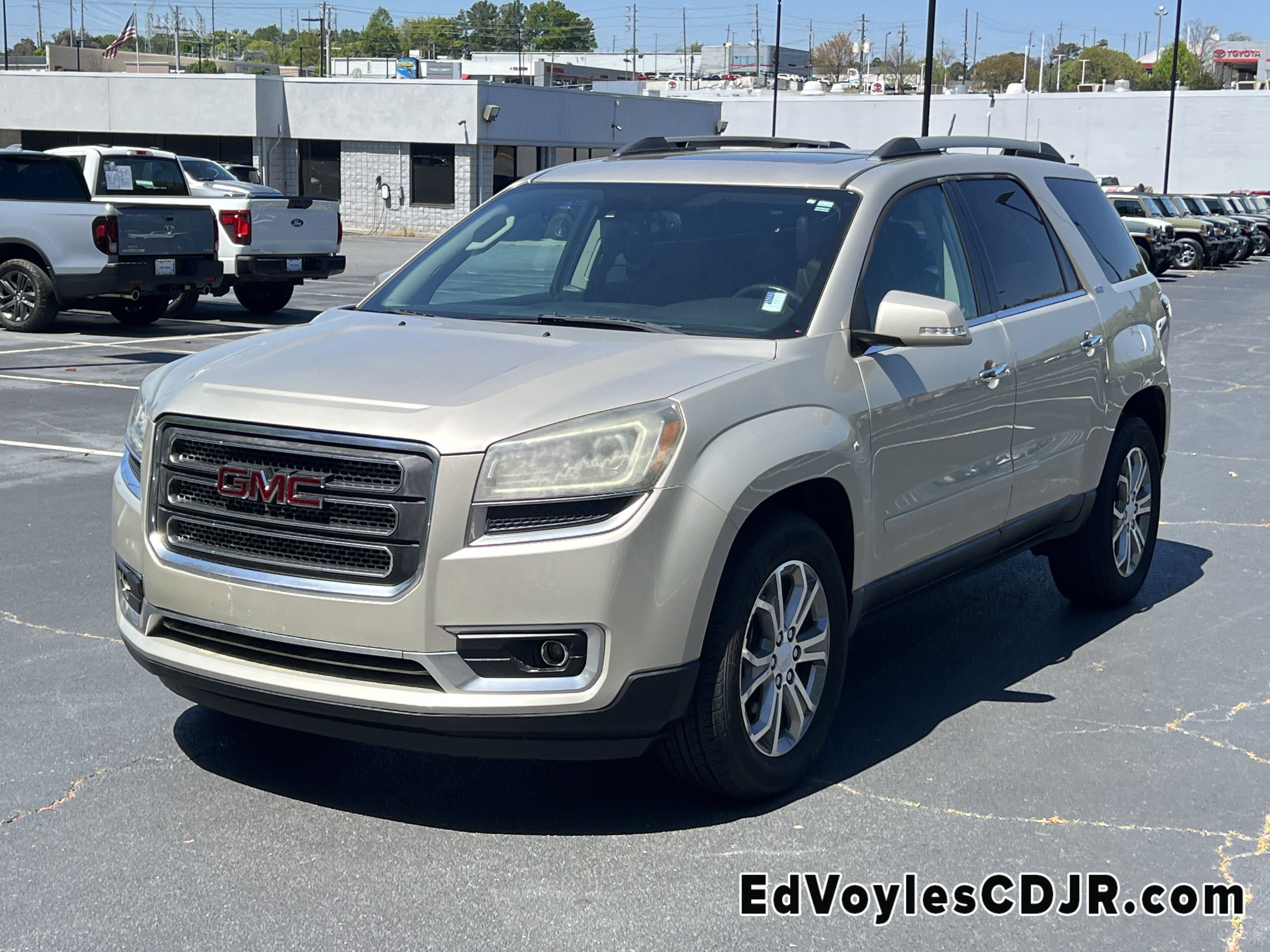 Used 2014 GMC Acadia SLT image 3