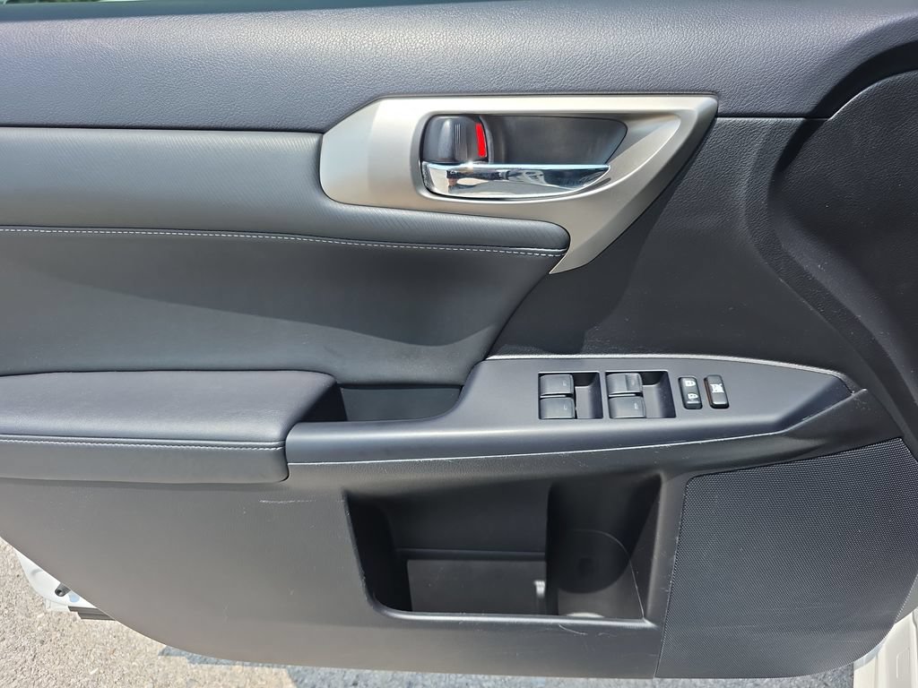 Used 2016 Lexus CT 200h w/ Accessory Package 2 FWD image 25