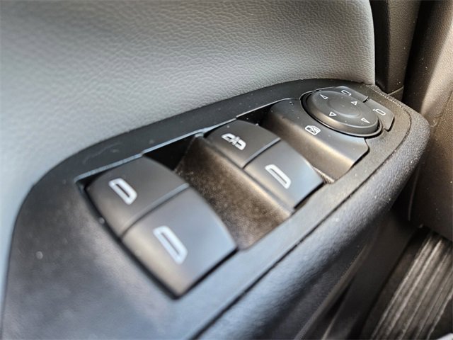 Used 2023 Chevrolet Equinox LT image 25