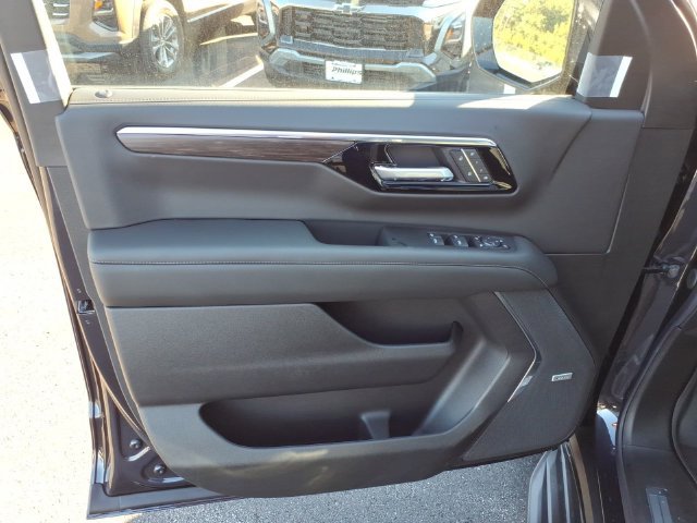 New 2027 Chevrolet Suburban LT w/ Comfort Package AWD/4WD image 12