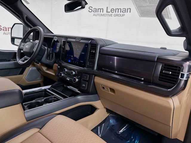 Used 2025 Ford F250 Lariat image 30