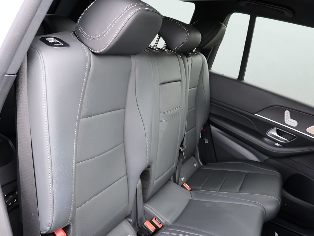 Certified 2025 Mercedes-Benz GLS 450 4MATIC image 14