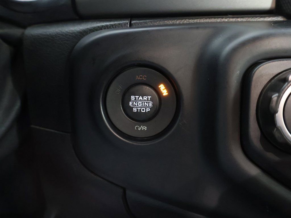 Used 2020 Jeep Gladiator Rubicon AWD/4WD image 33