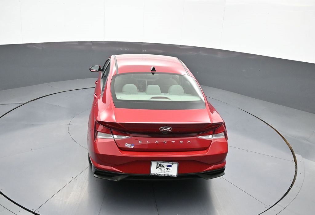Certified 2021 Hyundai Elantra SEL image 38