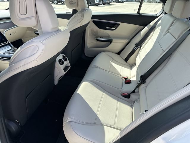 Used 2025 Mercedes-Benz C 300 4MATIC Sedan image 26