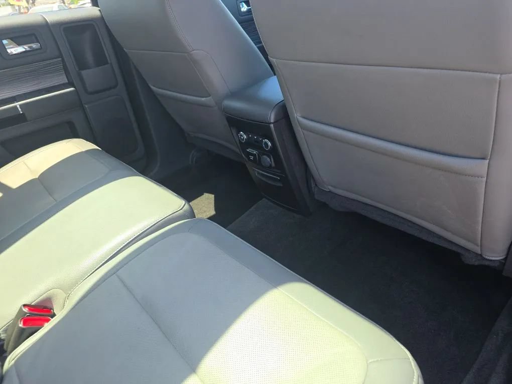 Used 2017 Ford Flex SEL w/ Equipment Group 202A FWD image 15