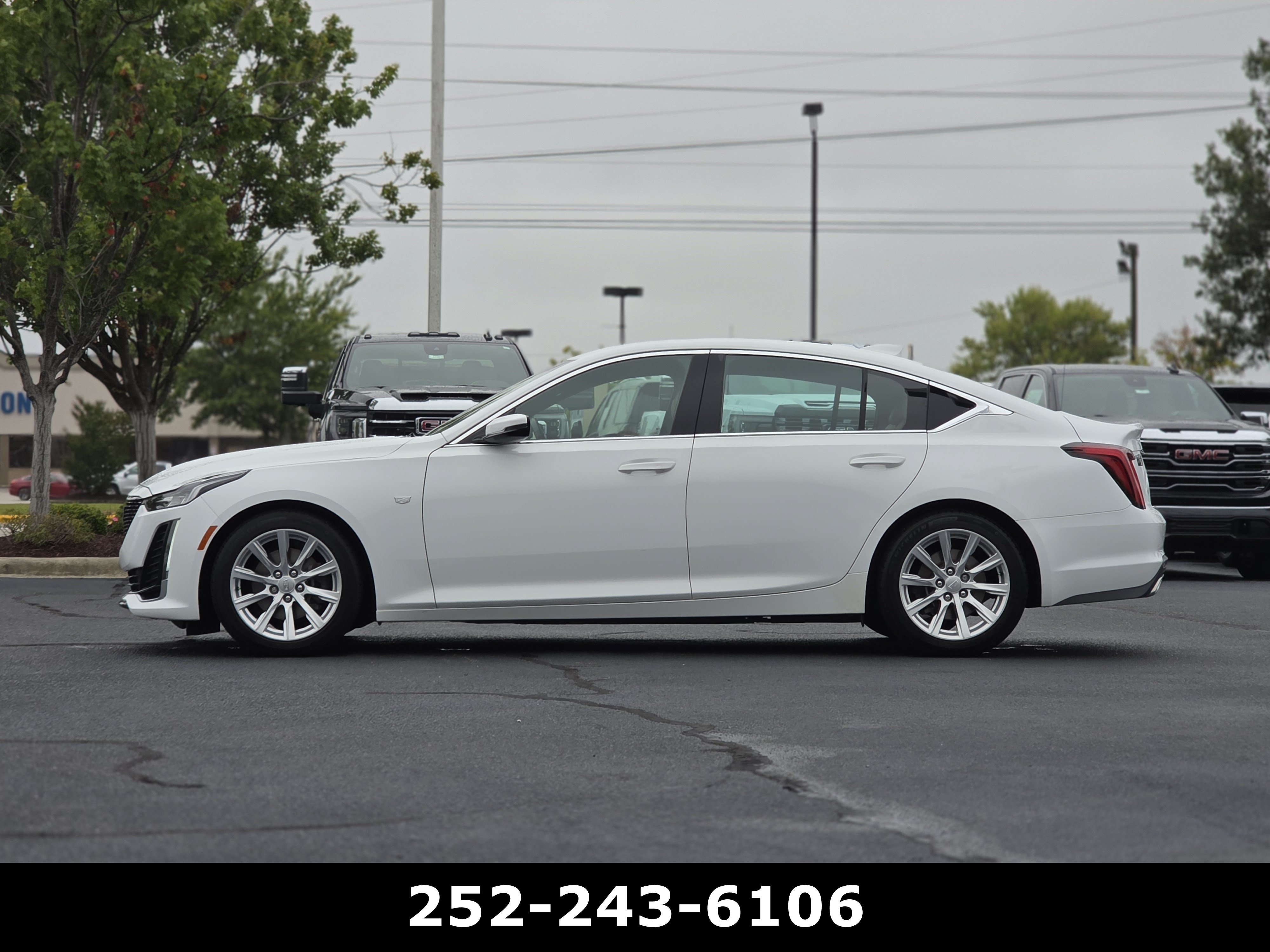 Used 2021 Cadillac CT5 Luxury w/ Cold Weather Package RWD image 4