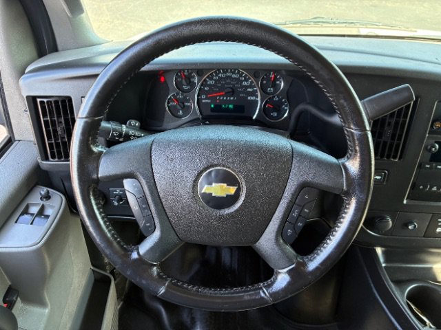 Used 2021 Chevrolet Express 3500 w/ Driver Convenience Package RWD image 19