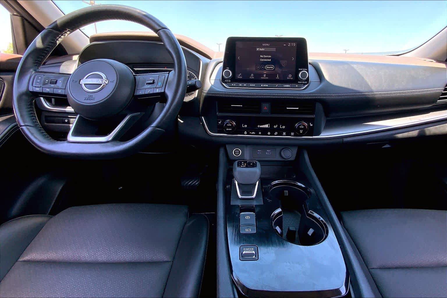 Used 2023 Nissan Rogue SV w/ SV Premium B Package FWD image 15
