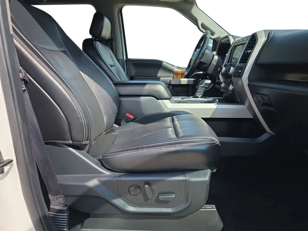 Used 2020 Ford F150 Lariat w/ Equipment Group 502A Luxury AWD/4WD image 21