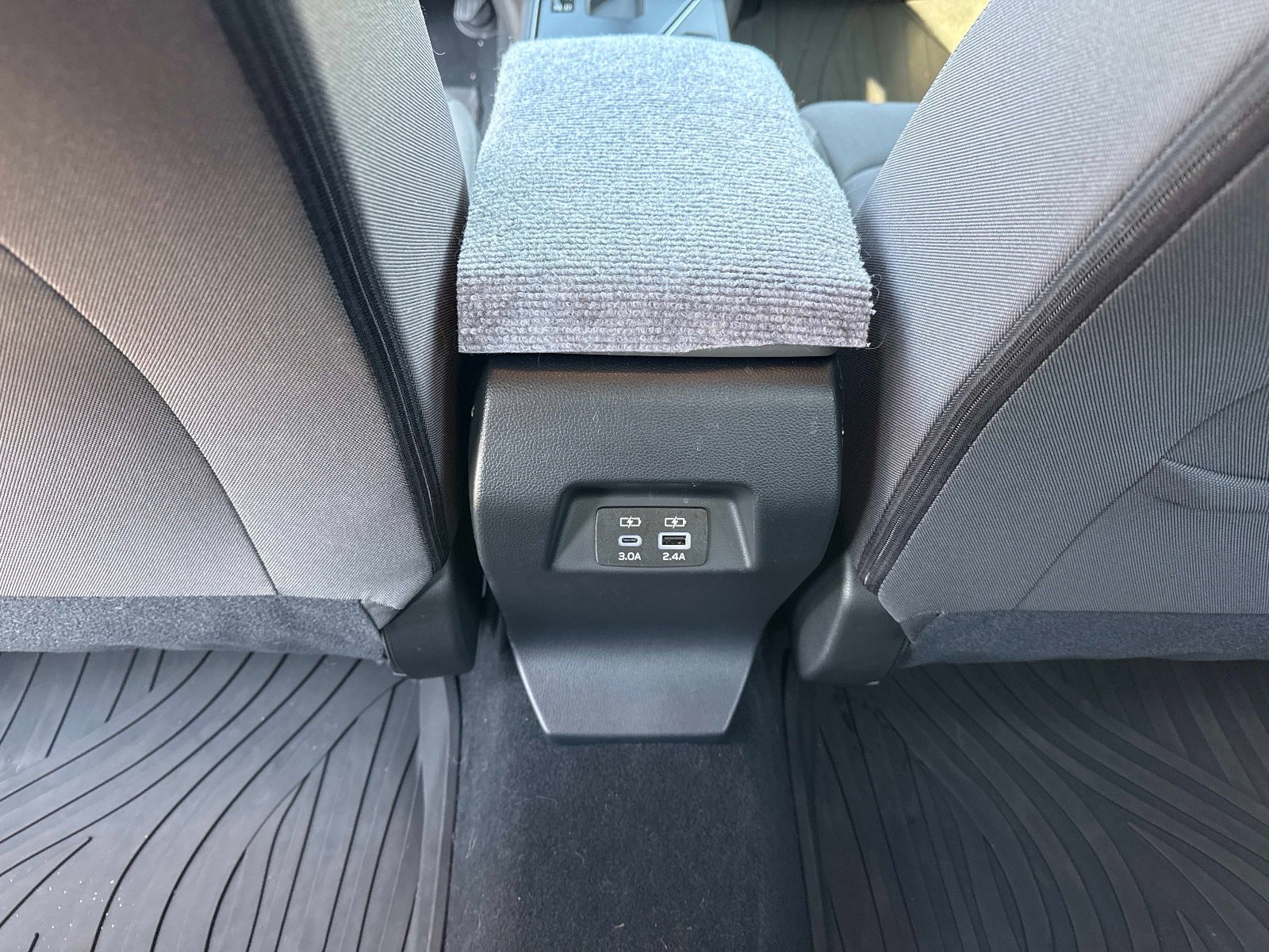 Used 2025 Subaru Crosstrek 2.0i Premium w/ Popular Package #4 image 16