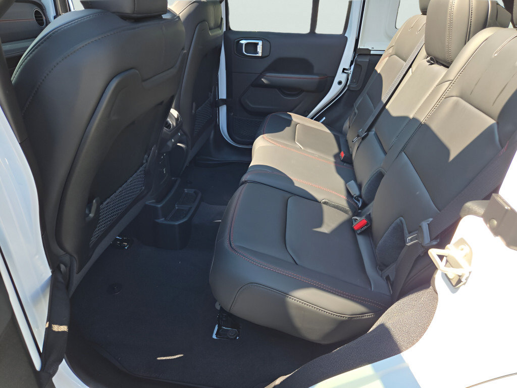 New 2027 Jeep Wrangler Unlimited Rubicon AWD/4WD image 23