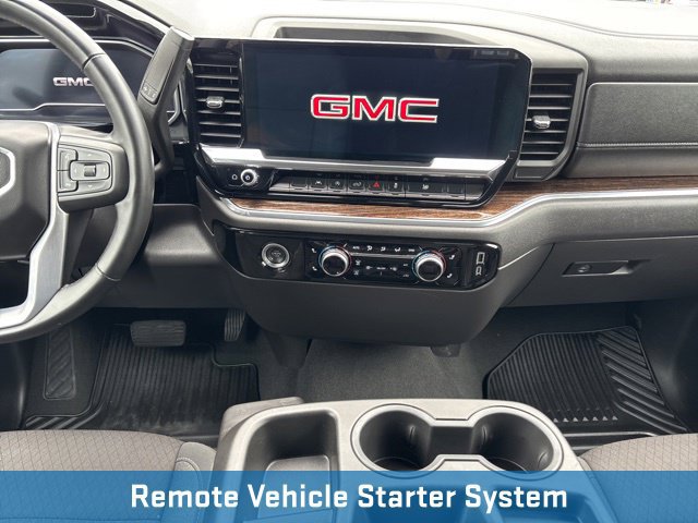 Used 2024 GMC Sierra 1500 Elevation w/ LPO, Elevation Black Package AWD/4WD image 15