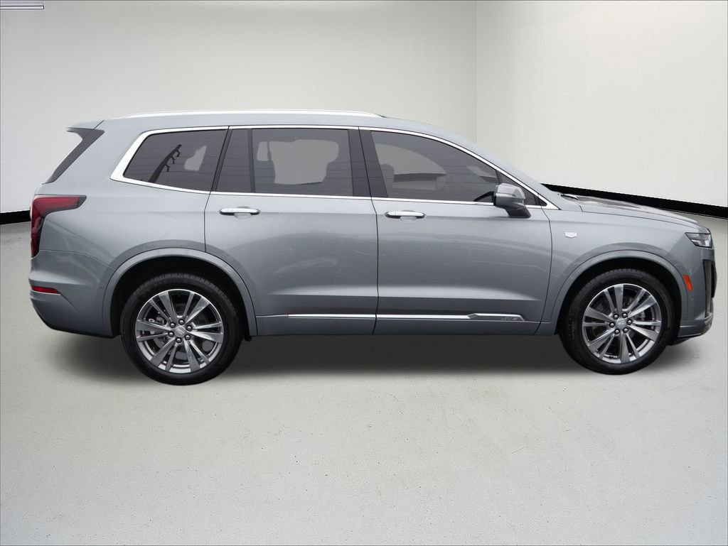 Used 2024 Cadillac XT6 Premium Luxury w/ Technology Package image 8