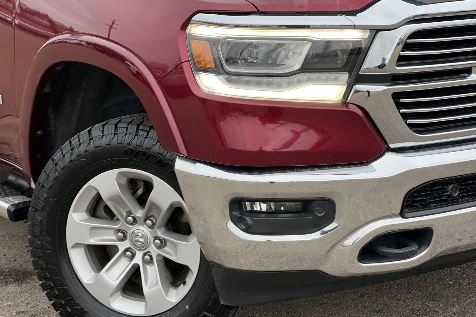 Used 2019 RAM 1500 Laramie image 29