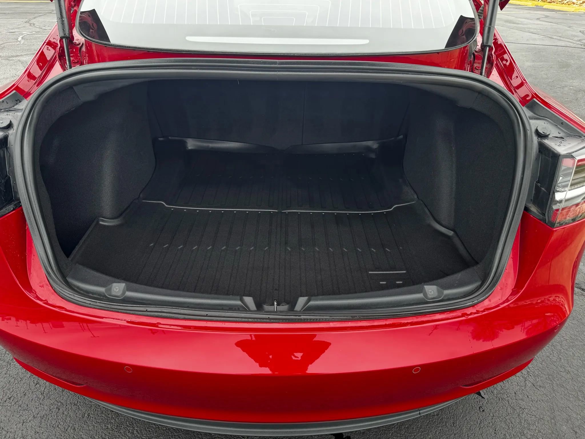 Used 2018 Tesla Model 3 Long Range image 9