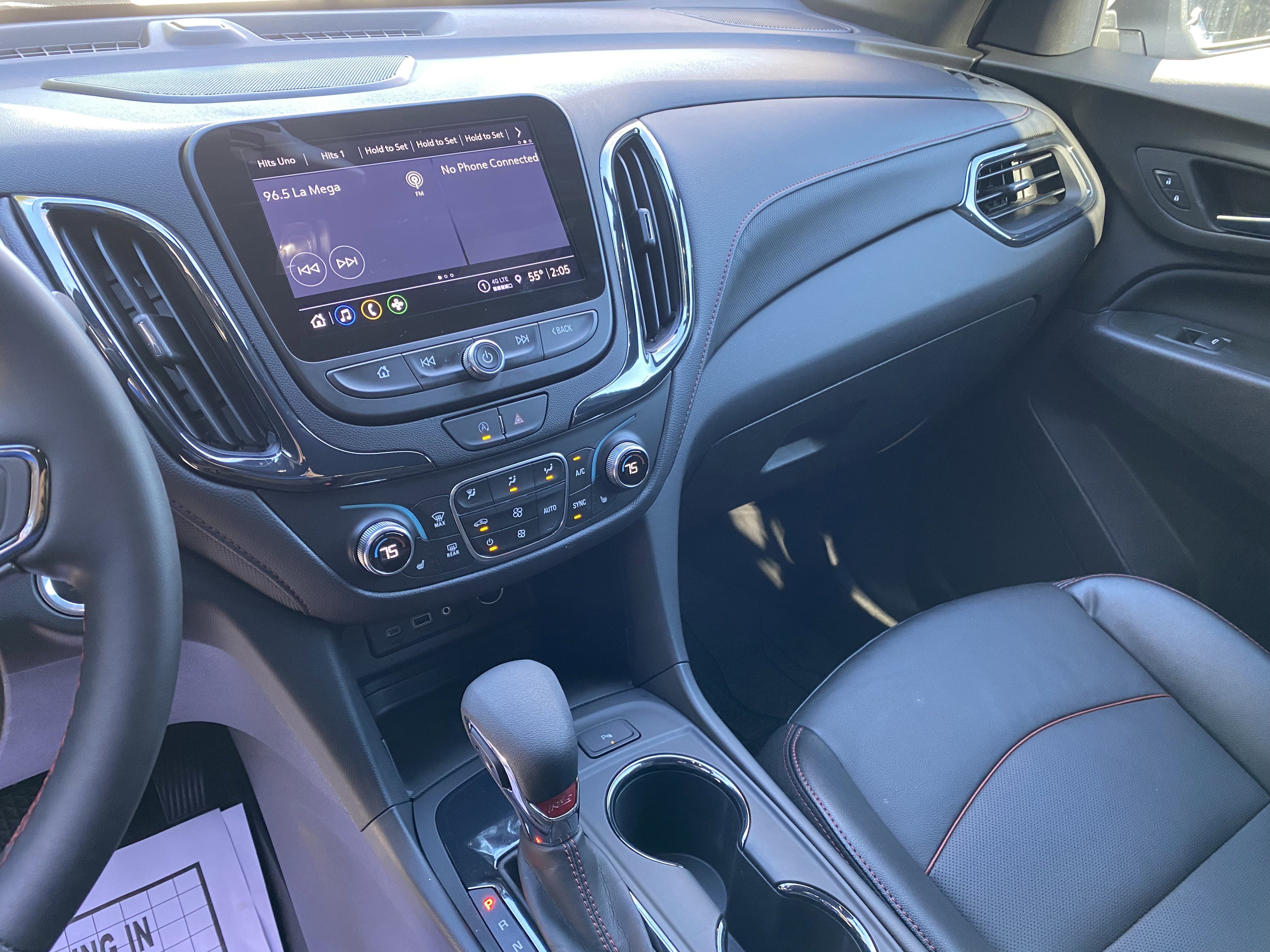 Used 2024 Chevrolet Equinox RS w/ RS Leather Package image 23