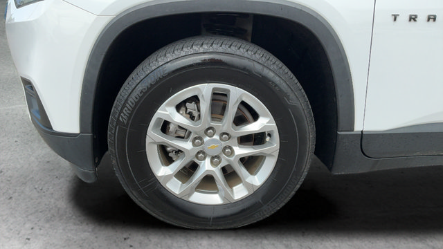 Used 2020 Chevrolet Traverse LS w/ LPO, Blackout Package FWD image 25