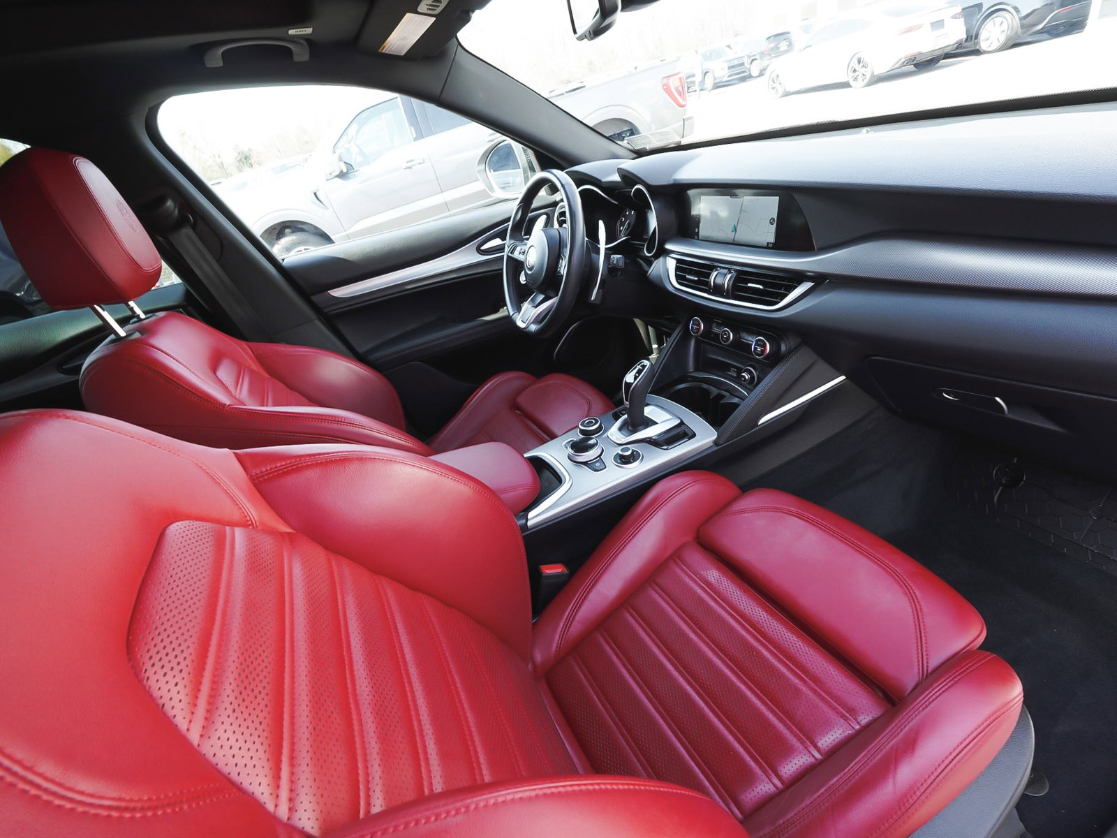 Used 2023 Alfa Romeo Stelvio Veloce image 41