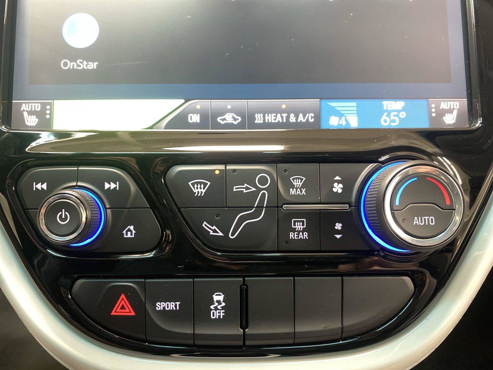 Used 2017 Chevrolet Bolt LT FWD image 20