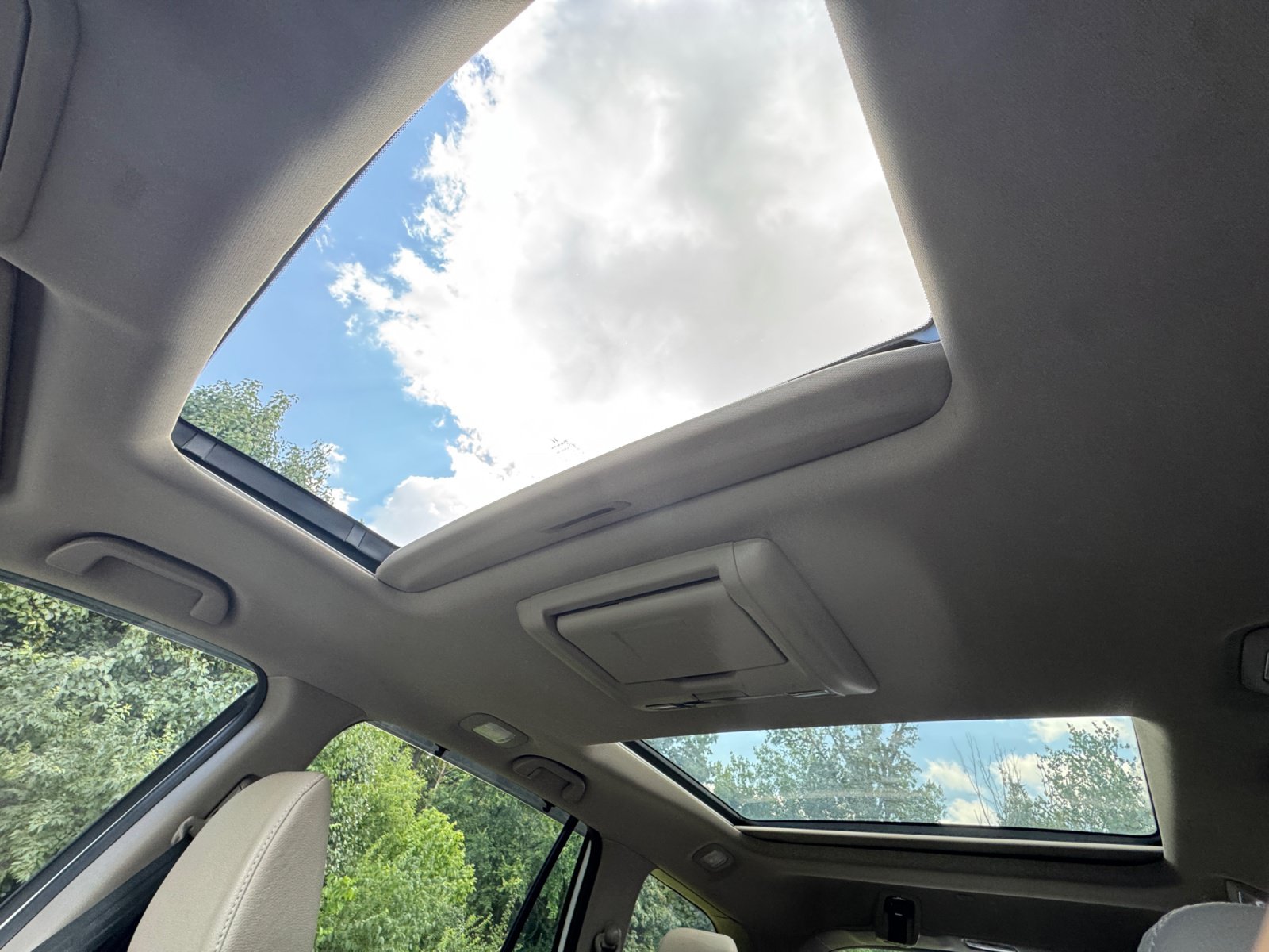 Used 2018 Honda Pilot Elite image 18