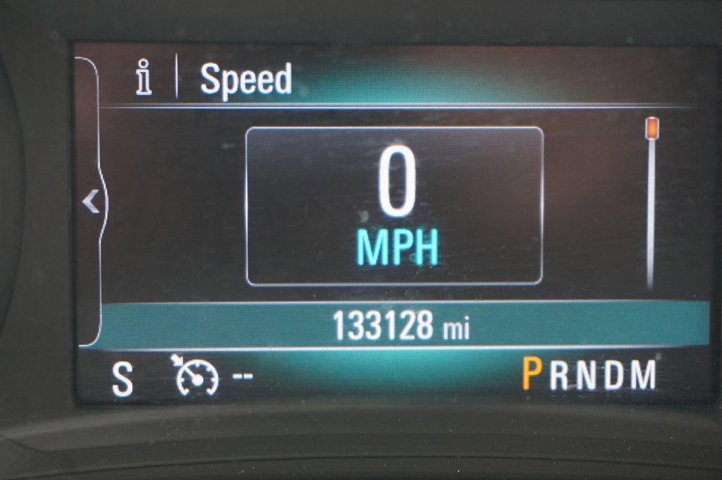Used 2017 Buick Encore Essence FWD image 6
