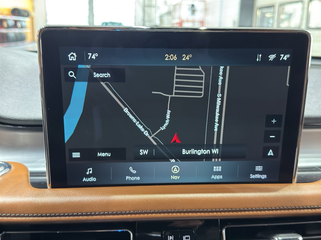 Used 2023 Lincoln Aviator Reserve w/ Equipment Group 201A image 31