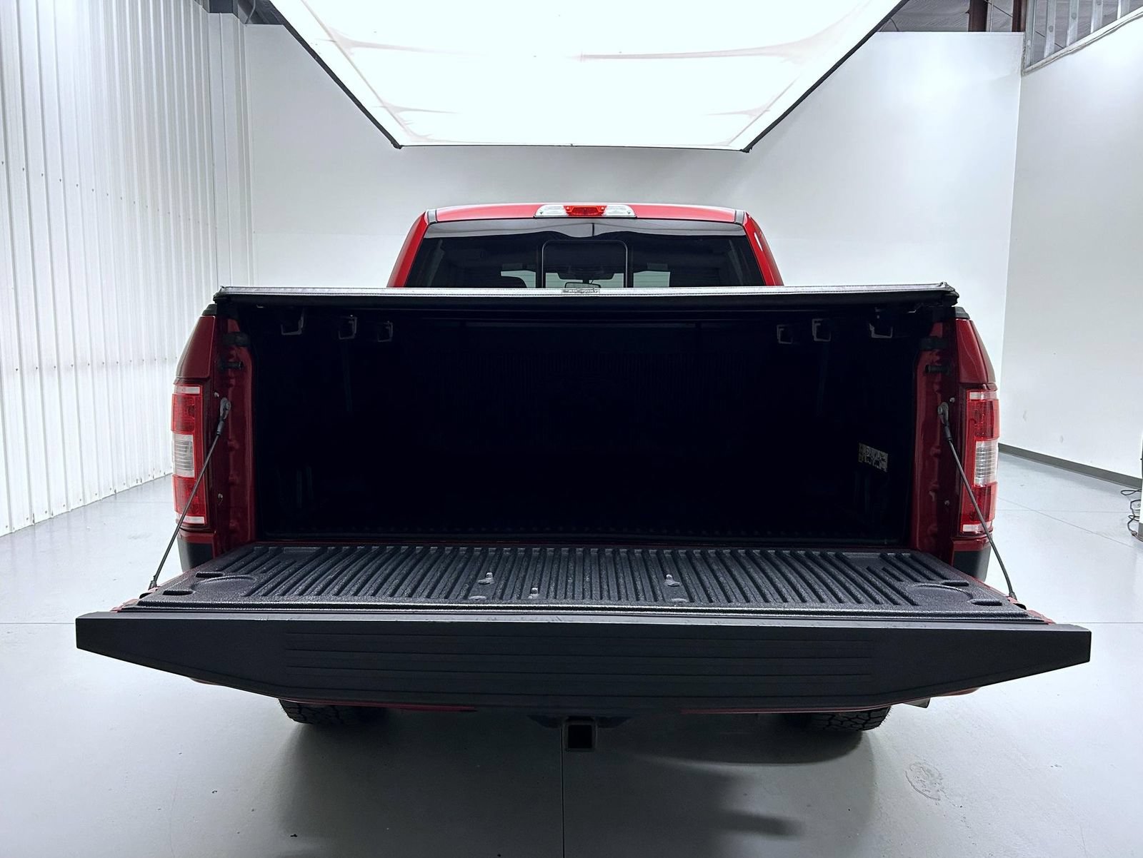 Used 2020 Ford F150 XLT w/ Equipment Group 302A Luxury AWD/4WD image 21