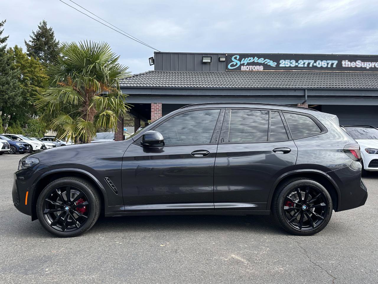 Used 2023 BMW X3 xDrive30i w/ M Sport Package AWD/4WD image 3