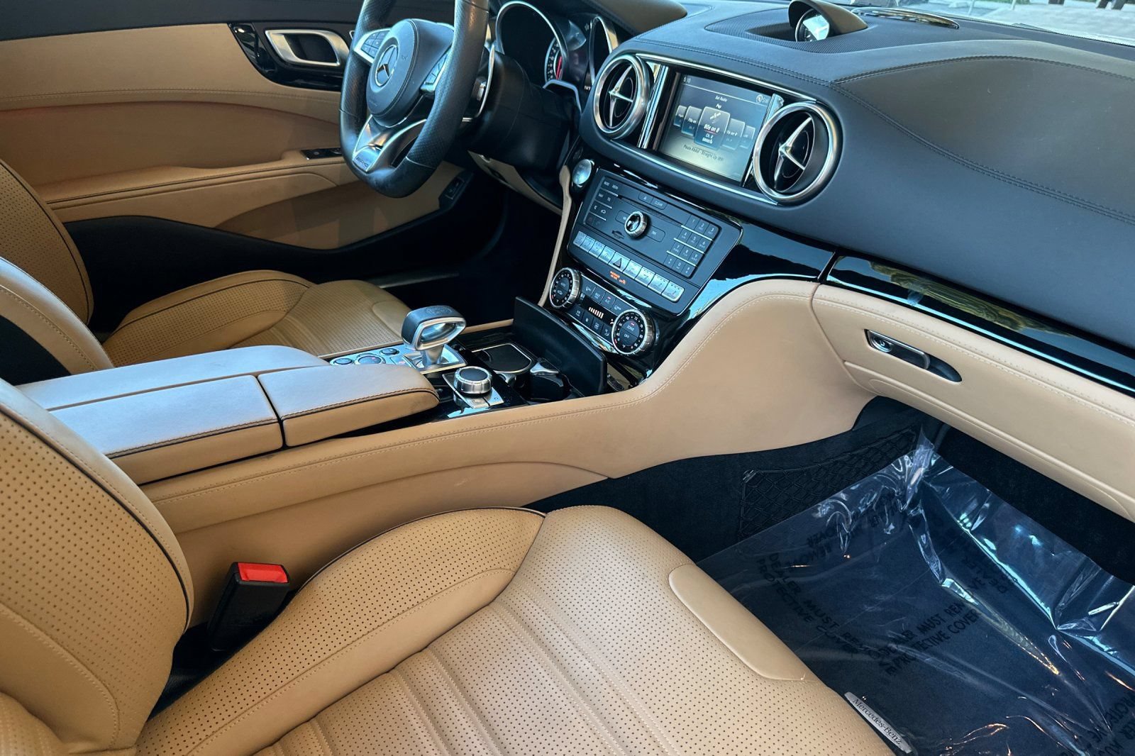Used 2017 Mercedes-Benz SL 63 AMG image 15